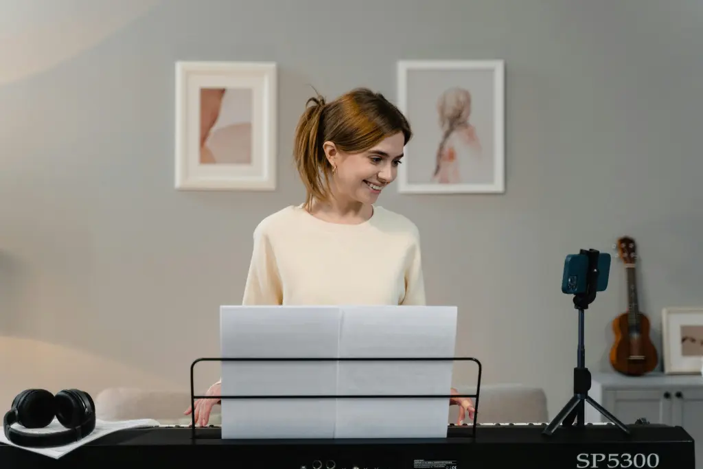 Record and Archive Lessons for Later Use