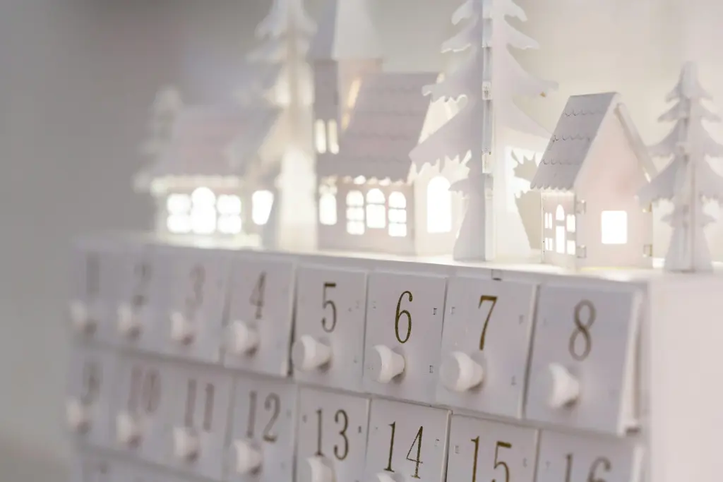 The Shared Subscription Calendar Best for Families and Social Groups.jpg