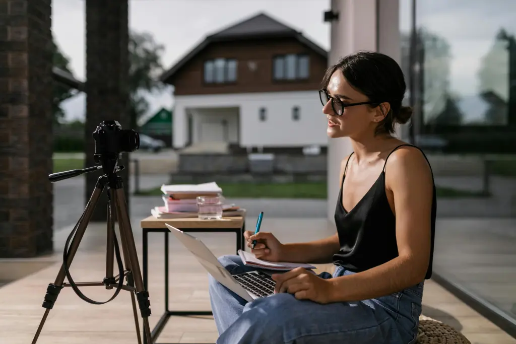 Top 7 Free Zoom Alternatives