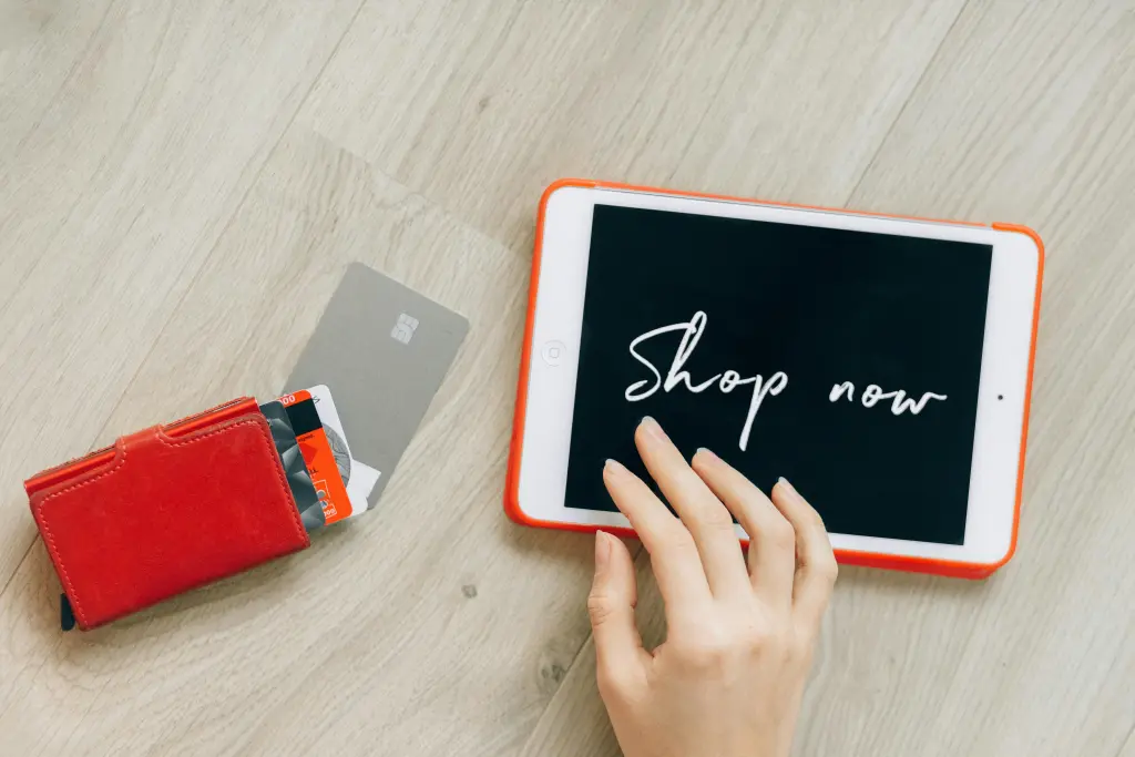 What Are the Best Ecommerce Websites in 2025