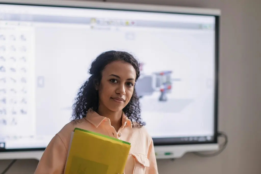 Why-Traditional-Classrooms-Are-Struggling-to-Meet-Modern-Educational-Needs.jpg