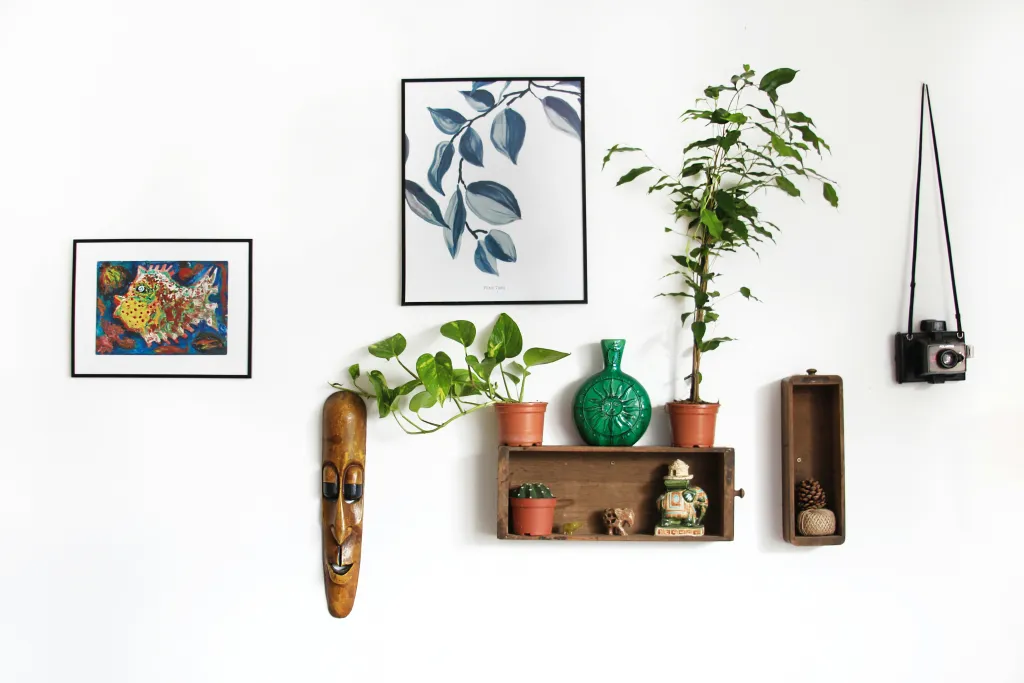 aesthetic picture frame style