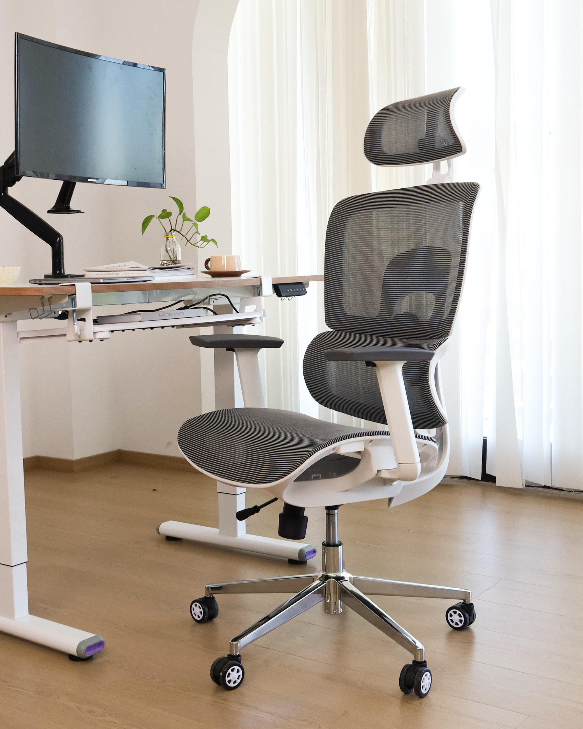 A adjustable computer chair which is tailored to your needs