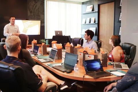 ai-makes-meeting-easier
