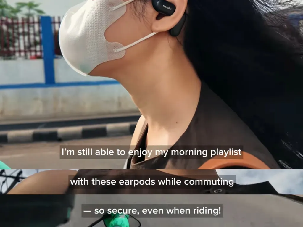 Callista taking a grab to the station with Mempod Fit 2