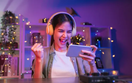 best-budget-gaming-headphones-cover