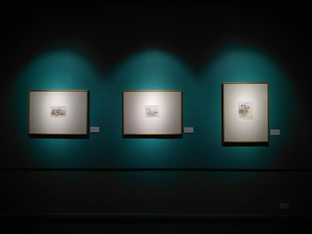 classic-picture-frames-1.jpg