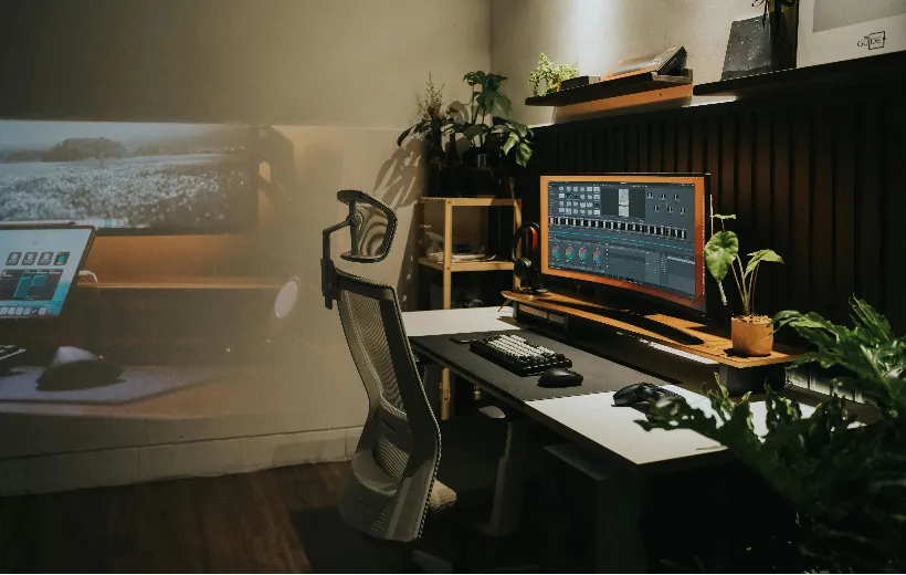 Best ergonomic office chair under 200