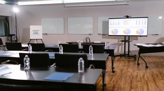 there are many free smart board image sources
