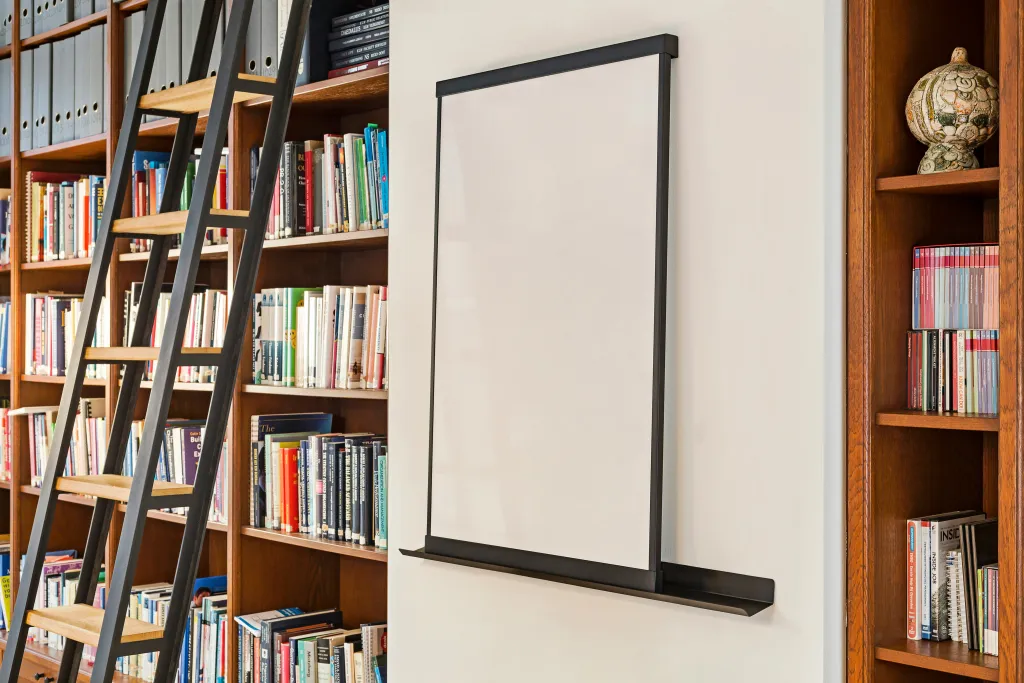 In der bibliothek gibt es whiteboard elektronisch