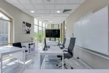 Microsoft surface hub im buero