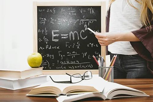 Präsentation mit mini smartboard im raum