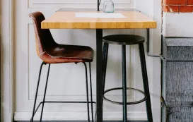 Stool for standing