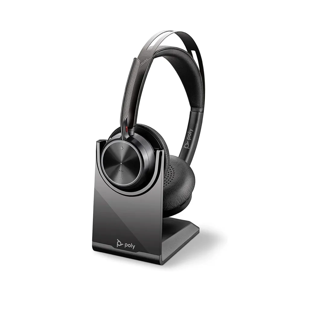 this is a poly's noise cancelling headset with mic