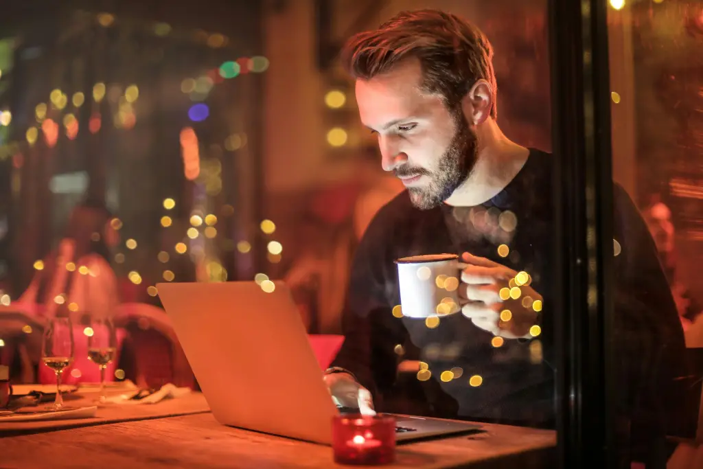Modernes fuehren im team bei remote arbeit