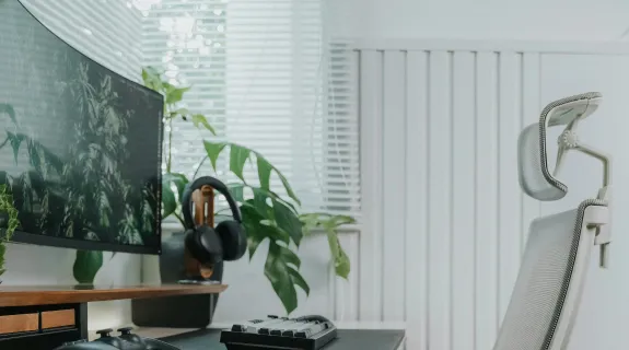 Neck supporting chair