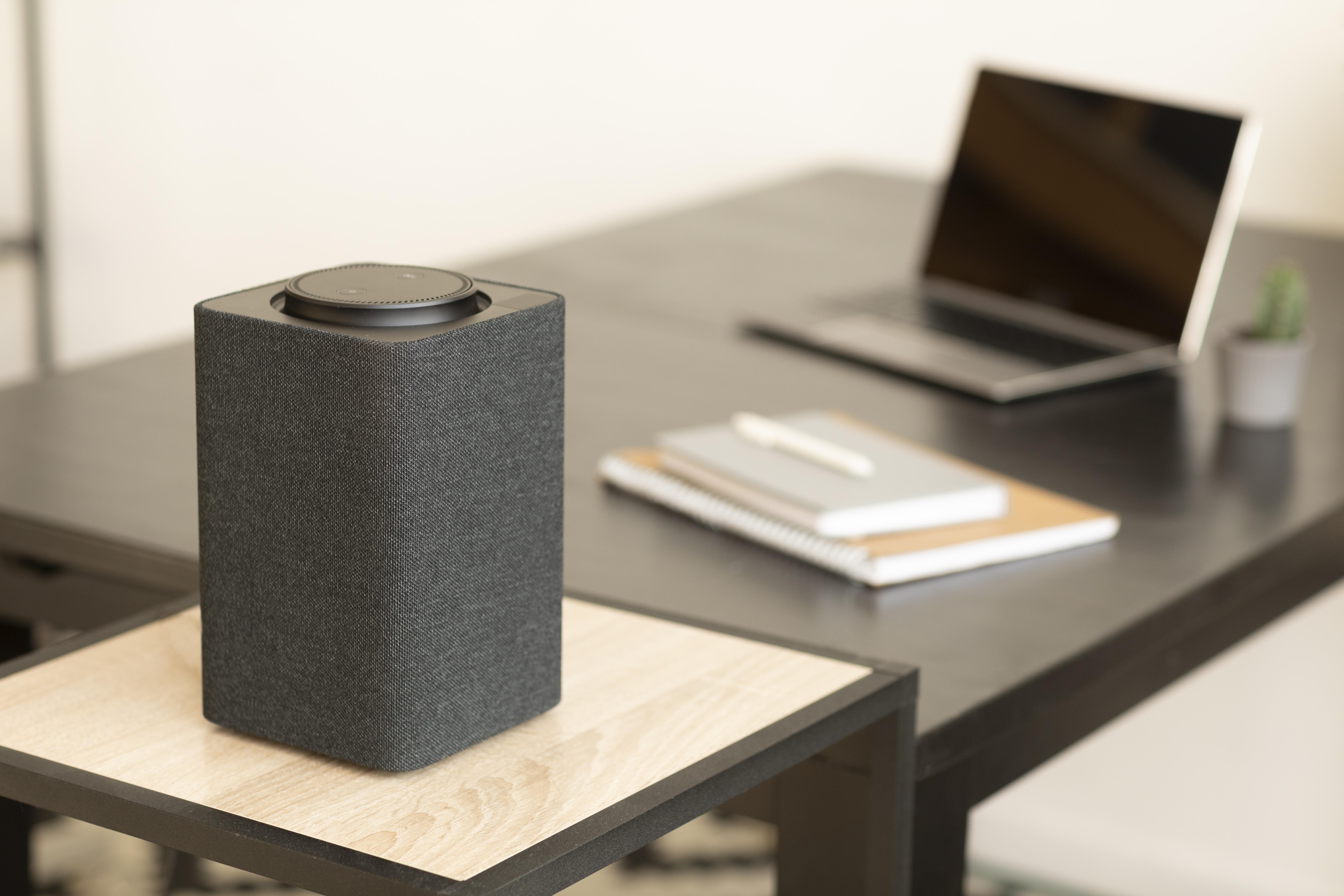 composition-smart-speaker-table (2).jpg
