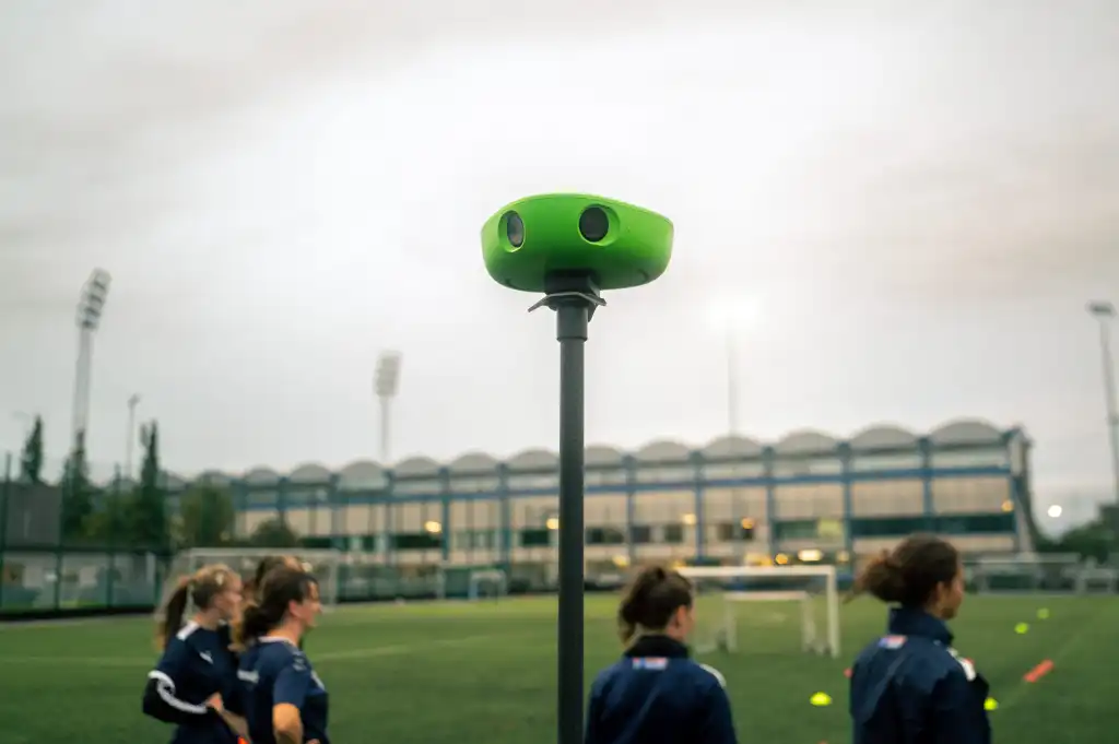 Veo Cam 2 All-in-One Sports Tracking Camera.jpeg