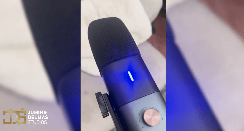 Mute the NearSTream AM20X with one click.