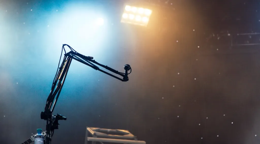mic-banner-12.png