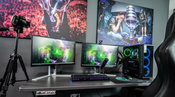 pc gaming microphone banner