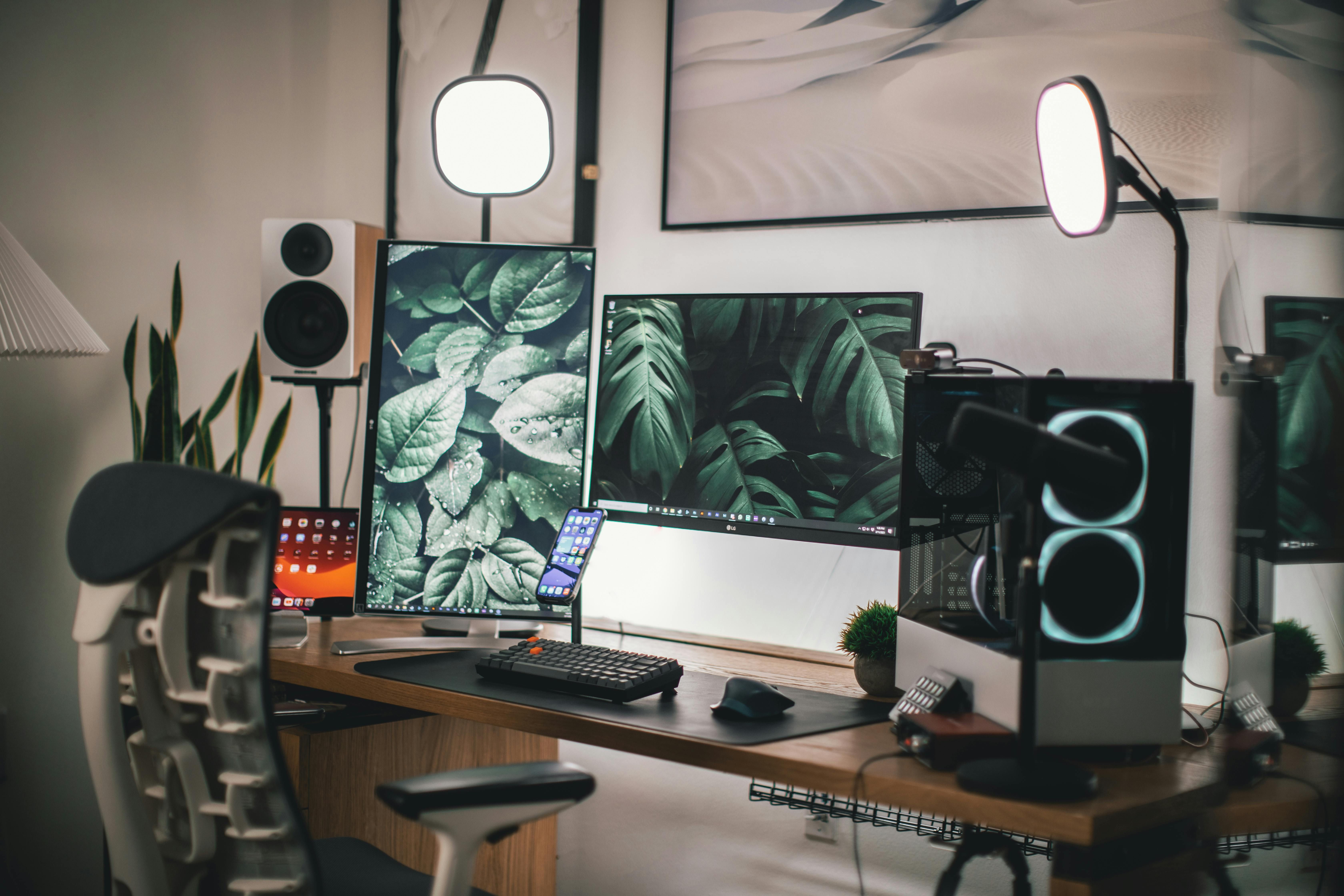 Why Traditional Streaming Set Ups Are Such a Pain？