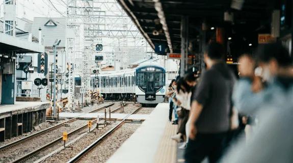 Waiting-for-a-train.png