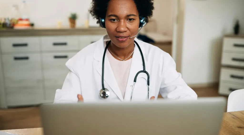 banner-telehealth-headphone.webp
