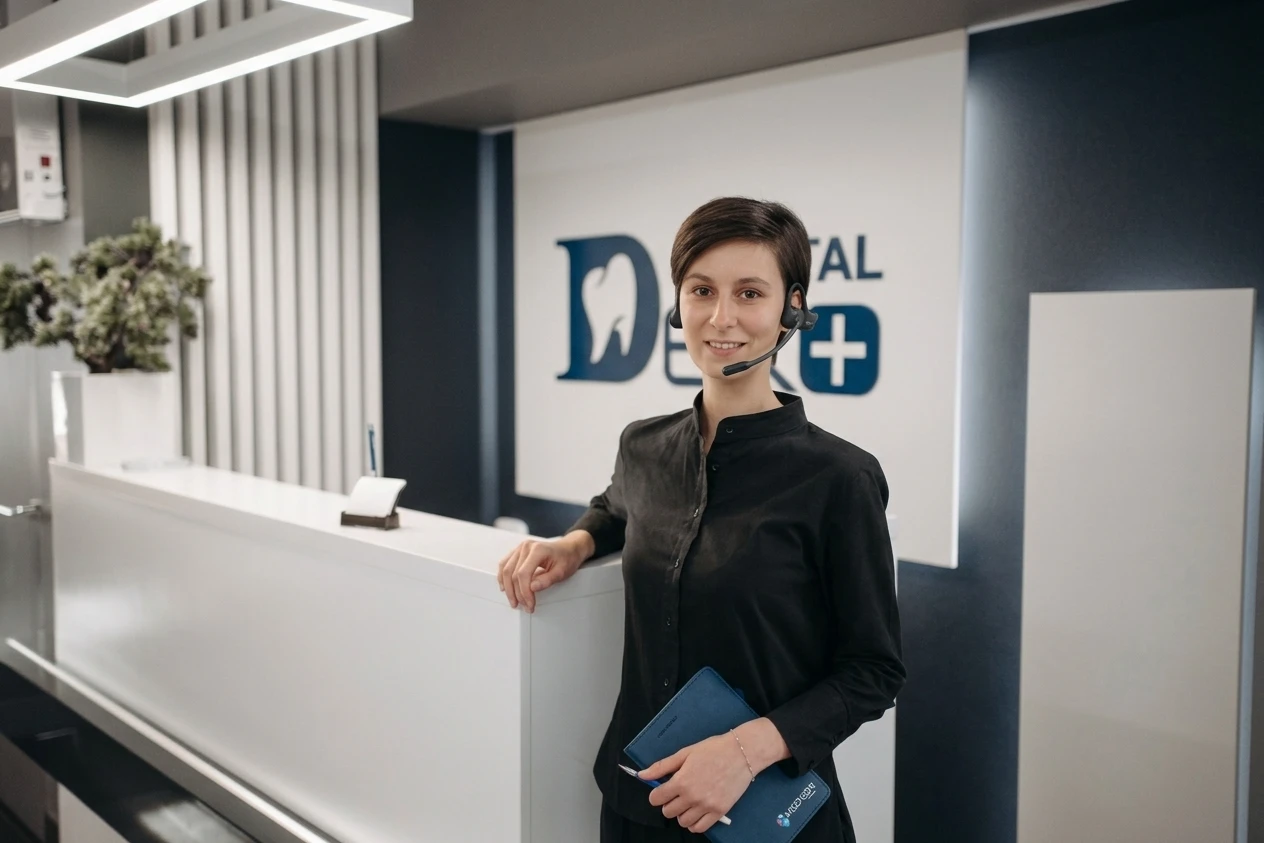Virtual nursing hub with staff monitoring vitals using open ear headsets