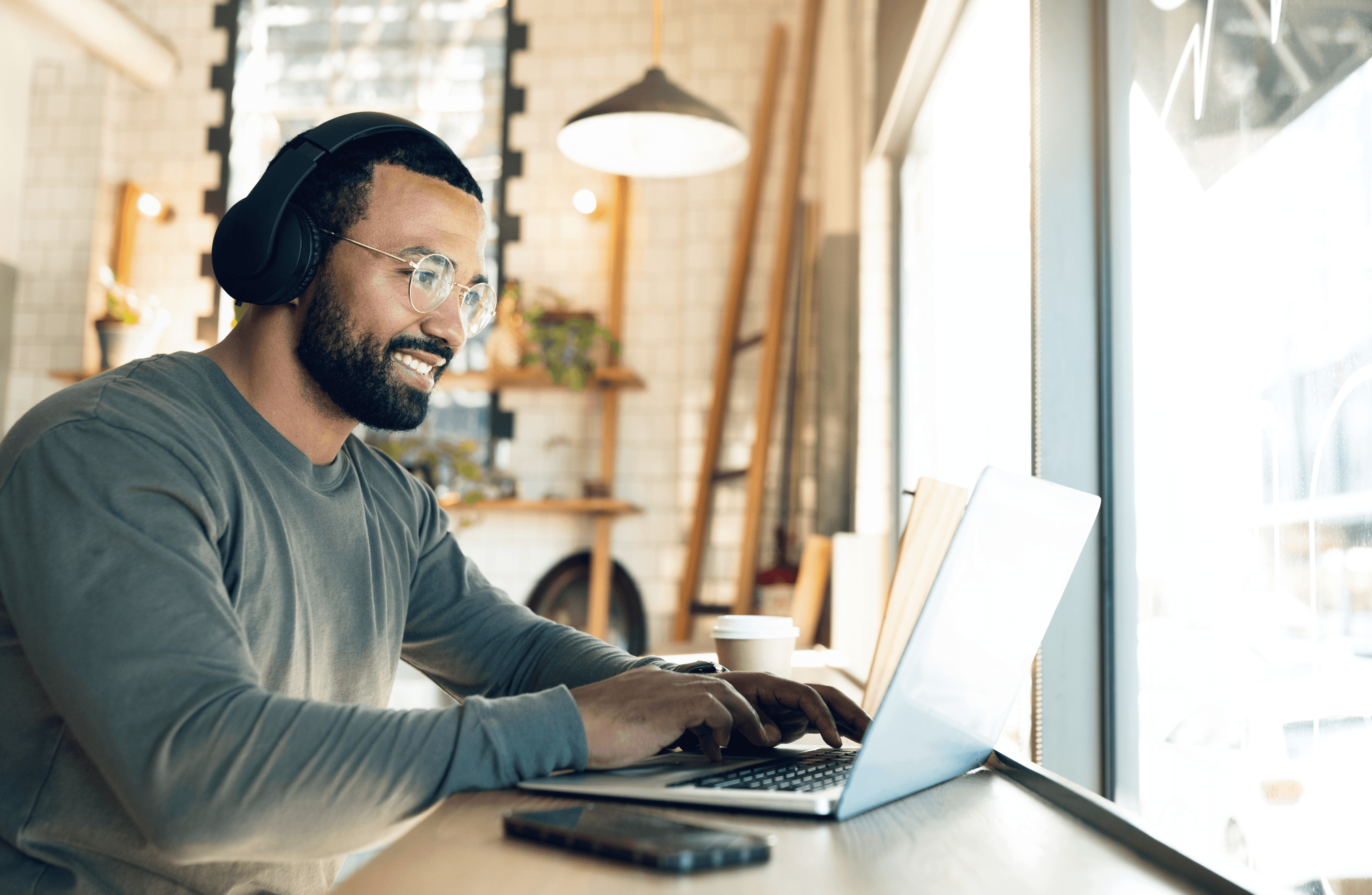 jabra-evolve-vs-nuroum-hp31d-best-wireless-headsets--remote-work-whf.png