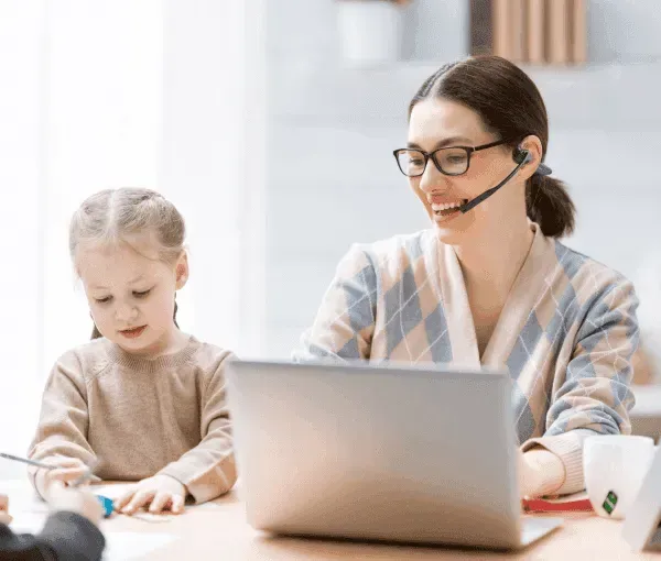 headset nuroum.webp