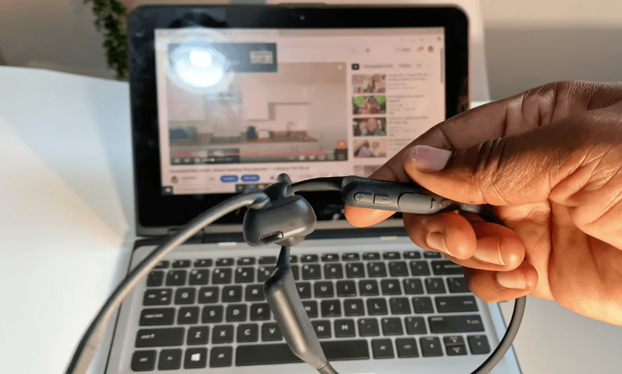 ugonwa-the-best-business-headset-for-conference-calls-dual-device-test.png