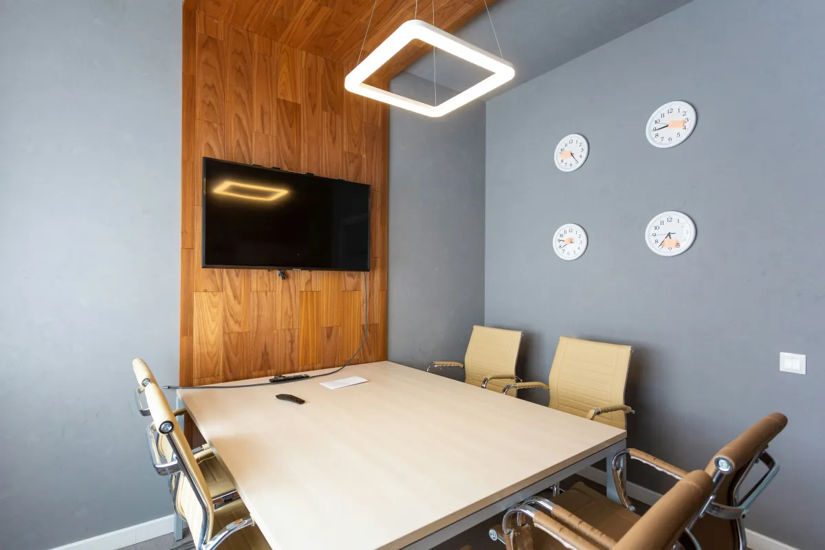 Modernizing Your Meeting Room: Enhancing Meeting Efficiency and Collaboration Experience